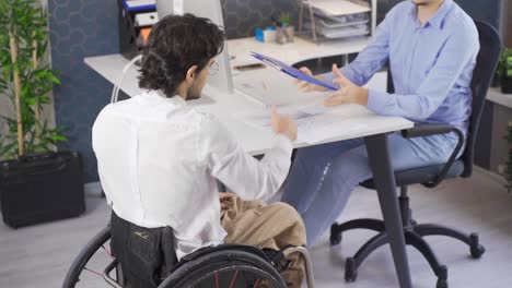 Derechos-De-Discapacidad.-Trabajador-Discapacitado-Que-Solicita-Un-Trabajo.